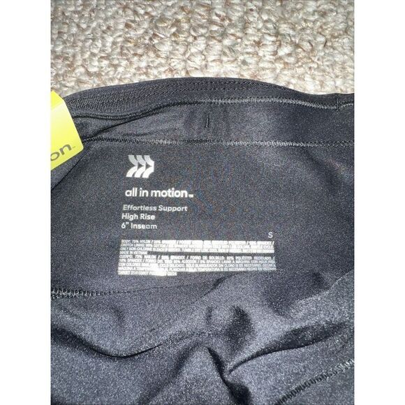 Womens NWT- All In Motion- effortless biker, short- Black size small - 6" Inseam - Picture 6 of 6